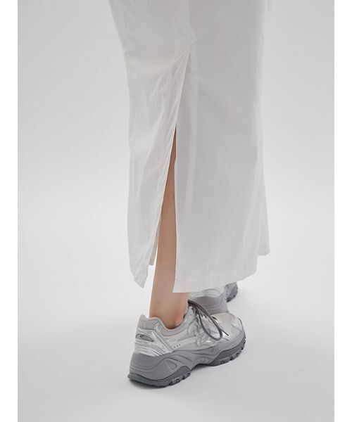 emmi（エミ）の「サイドタックナロースカート/撥水【セットアップ対応】（スカート・レディース・ブラック/チェック/ホワイト・1/0）」の16枚目の写真