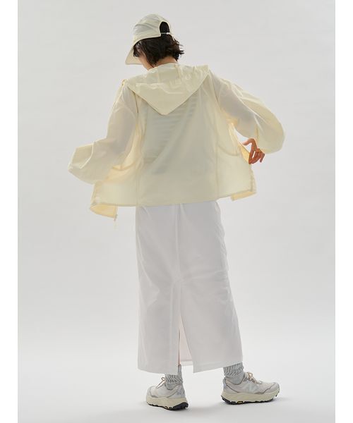 emmi（エミ）の「サイドタックナロースカート/撥水【セットアップ対応】（スカート・レディース・ブラック/チェック/ホワイト・1/0）」の7枚目の写真