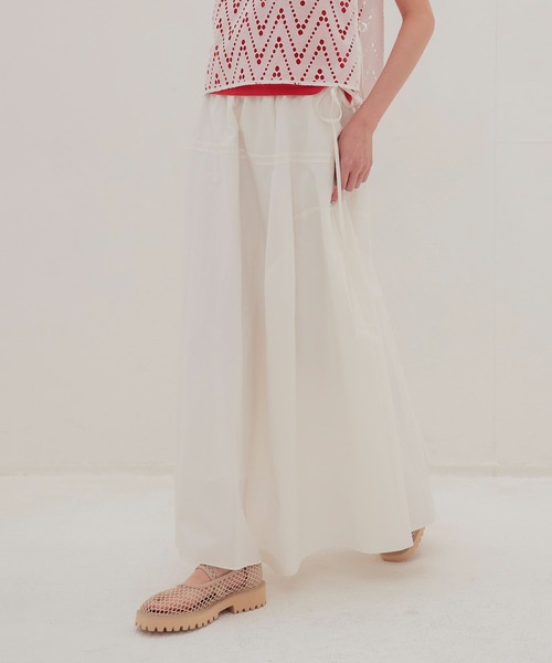 DRESSLAVE(ドレスレイブ)の「irregular curve line gather long skirt(イレギュラーカーブラインギャザーロングスカート)(スカート・レディース・ホワイト/グリーン・38)」の1枚目の写真