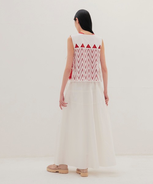 DRESSLAVE(ドレスレイブ)の「irregular curve line gather long skirt(イレギュラーカーブラインギャザーロングスカート)(スカート・レディース・ホワイト/グリーン・38)」の12枚目の写真
