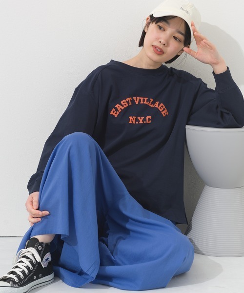 OMNES(オムネス)の「ロゴプリント長袖Tシャツ EASTVILLAGE(Tシャツ/カットソー・レディース・ピンク/ライトグレー/ネイビー/ホワイト・MEDIUM/X-LARGE/LARGE)」の15枚目の写真