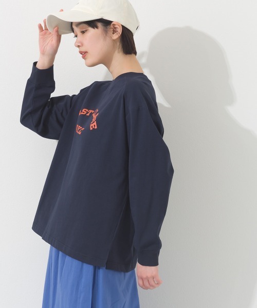 OMNES(オムネス)の「ロゴプリント長袖Tシャツ EASTVILLAGE(Tシャツ/カットソー・レディース・ピンク/ライトグレー/ネイビー/ホワイト・MEDIUM/X-LARGE/LARGE)」の16枚目の写真