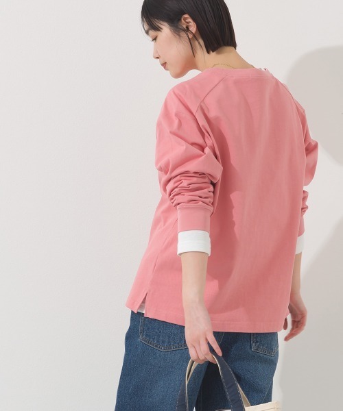 OMNES(オムネス)の「ロゴプリント長袖Tシャツ EASTVILLAGE(Tシャツ/カットソー・レディース・ピンク/ライトグレー/ネイビー/ホワイト・MEDIUM/X-LARGE/LARGE)」の21枚目の写真