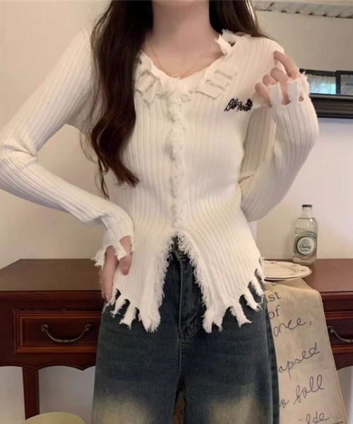 ｔｏｌｅｎｅ（トレネ）の「リブ編み フリンジ ダメージ加工 ニットカーディガン（ニット/セーター・レディース・ホワイト・FREE）」の4枚目の写真