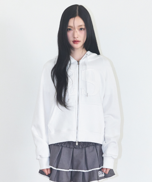 ILLIGO（イリゴ）の「129 ロゴパッチフードジップアップホワイト（パーカー・レディース・その他・SMALL/MEDIUM/LARGE）」の4枚目の写真