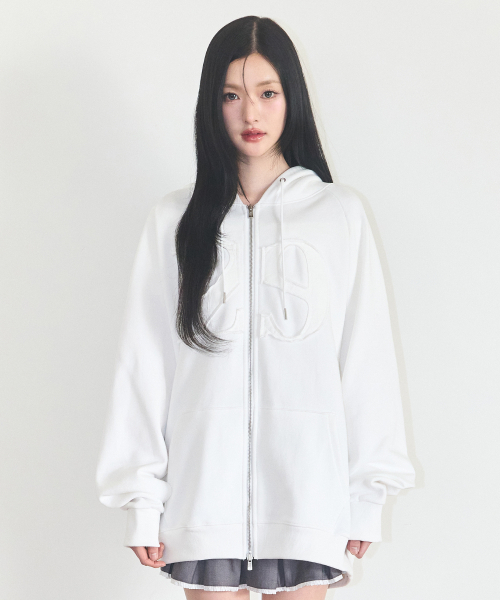 ILLIGO（イリゴ）の「129 ロゴパッチフードジップアップホワイト（パーカー・レディース・その他・SMALL/MEDIUM/LARGE）」の6枚目の写真