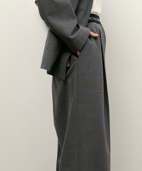 ADAM ET ROPE'（アダムエロペ）の「【PROTAGONISTA for ADAM ET ROPE'】別注2wayストレッチ Washable Pants（スラックス・レディース・ネイビー/グレー・1/0）」の13枚目の写真