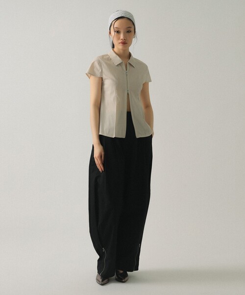 Ray BEAMS（レイビームス）の「ストライプ ジップ シャツ ハーフスリーブ（シャツ/ブラウス・レディース・ベージュ/ブルー・ONE SIZE）」の11枚目の写真