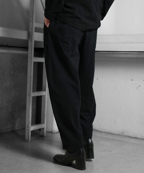 Ruze(ルゼ)の「Dry touch curve cut easy wide pants/ドライタッチ カーブカット イージーワイドパンツ(その他パンツ・メンズ・ブラック・FREE)」の2枚目の写真