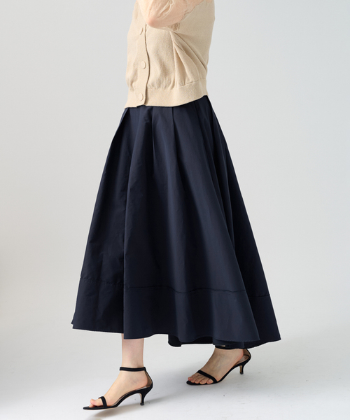 VERMEIL par iena（ヴェルメイユパーイエナ）の「Typewriter タックスカート（スカート・レディース・ライトイエロー/ネイビー・38/36）」の7枚目の写真