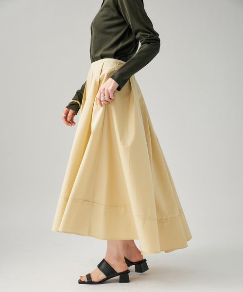 VERMEIL par iena（ヴェルメイユパーイエナ）の「Typewriter タックスカート（スカート・レディース・ライトイエロー/ネイビー・38/36）」の16枚目の写真