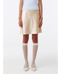 Kijun（キジュン）の「エッセンシャルサテンミニスカートシャンパン（スカート）」