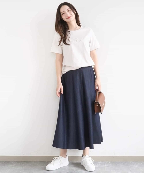 MK MICHEL KLEIN（エムケーミッシェルクラン）の「ビーズ刺繍ロゴTシャツ/洗える（Tシャツ/カットソー・レディース・ホワイト/ベージュ・38）」の12枚目の写真