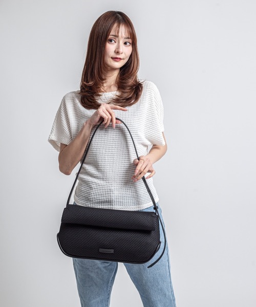 ADD CULUMN(アドカラム)の「【ADD CULUMN/アドカラム】メッシュショルダーバッグ ROLLA OBLONG M MESH(ショルダーバッグ・レディース・ブラック/カーキ・FREE)」の17枚目の写真