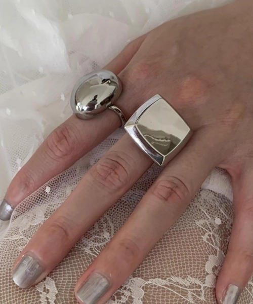Vipoa(ヴィポア)の「Square & Round Metal Rings(リング・レディース・シルバー・FREE)」の8枚目の写真