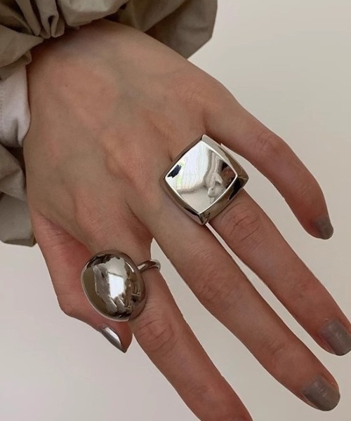 Vipoa(ヴィポア)の「Square & Round Metal Rings(リング・レディース・シルバー・FREE)」の7枚目の写真