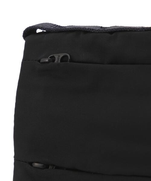 Topologie(トポロジー)の「Topologie/トポロジー Phone Sacoche Tech Sateen フォンサコッシュ【バッグ単体】(ショルダーバッグ・メンズ・ブラック・F)」の12枚目の写真