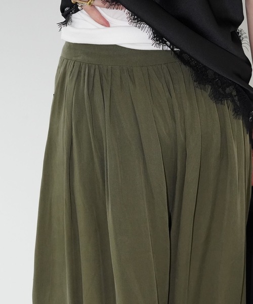 chuclla(チュクラ)の「アレンジドレープワイドパンツ chw26s169(その他パンツ・レディース・アイボリー/カーキ・L/M/S)」の16枚目の写真