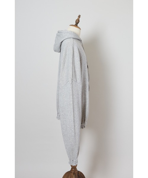 SHINYAKOZUKA（シンヤコヅカ）の「UPCYCLED GIANT HOODIE（スウェット・メンズ・ヘザーグレー/ライトグレー系/グレー系その他・X-SMALL/MEDIUM/SMALL）」の5枚目の写真