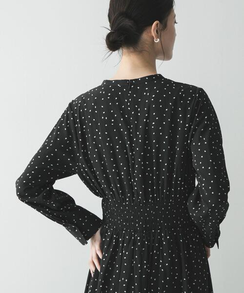 URBAN RESEARCH（アーバンリサーチ）の「ウエストシャーリングドットワンピース（ワンピース・レディース・チャコールグレー/ブラック・FREE）」の15枚目の写真
