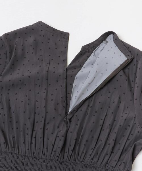 URBAN RESEARCH（アーバンリサーチ）の「ウエストシャーリングドットワンピース（ワンピース・レディース・チャコールグレー/ブラック・FREE）」の11枚目の写真