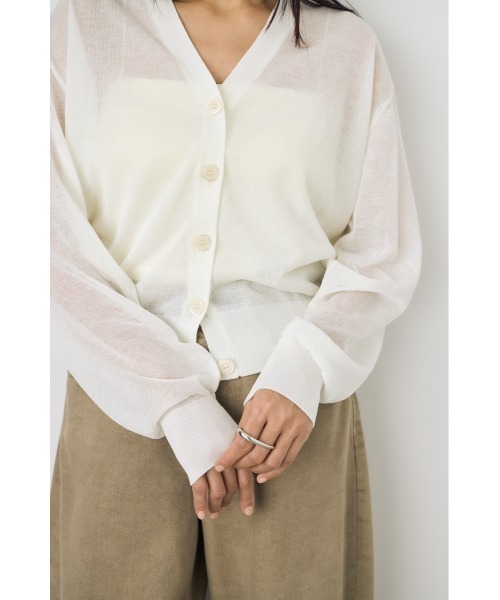 AZUL by moussy(アズールバイマウジー)の「シアーニットカーディガン(カーディガン/ボレロ・レディース・オフホワイト/ブラック/ネイビー/ベージュ/ライム・MEDIUM/SMALL)」の15枚目の写真