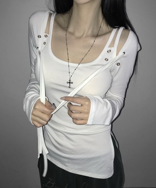 THEAIRTOWN(ジエアタウン)の「popo eyelet set(Tシャツ/カットソー・レディース・ブラック/ホワイト/ベージュ・FREE)」の1枚目の写真