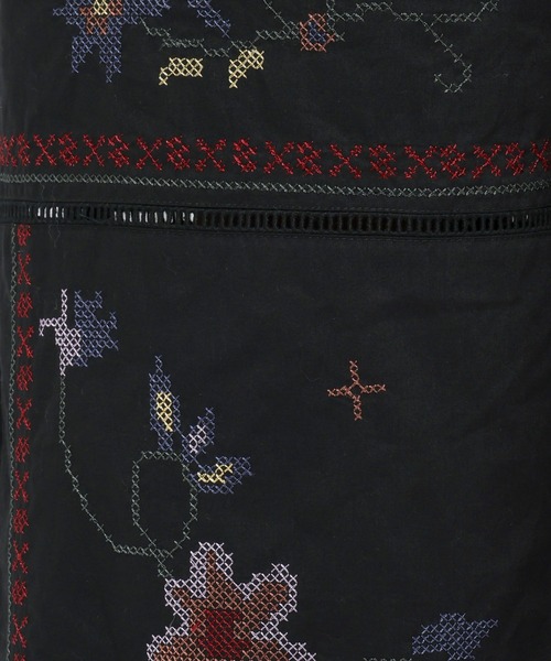 mysty woman(ミスティウーマン)の「レトロ花刺繍イージーパンツ 679001(その他パンツ・レディース・ブラック/オフホワイト・FREE)」の22枚目の写真