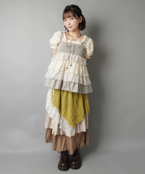 SPINNS(スピンズ)の「異素材ティアードチュニック/チェックフラワー/NEO森ガール(チュニック・レディース・グレー/サックスブルー・ONESIZE)」の11枚目の写真