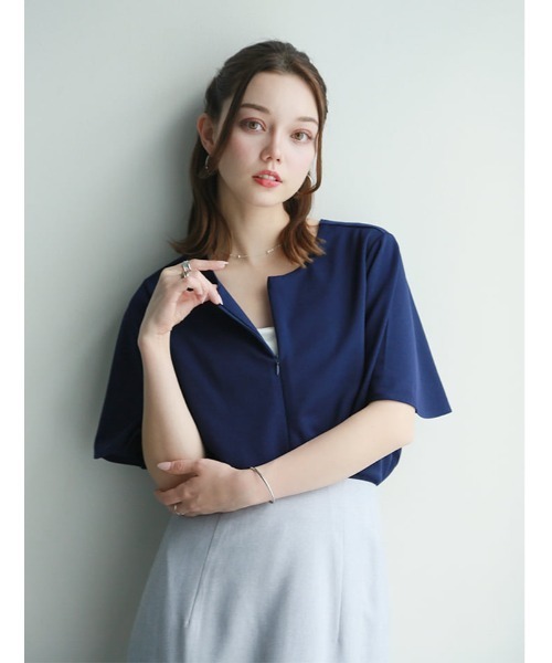 fifth(フィフス)の「前後2wayファスナー付きフレアスリーブトップス(Tシャツ/カットソー・レディース・ネイビー/ホワイト・M)」の2枚目の写真