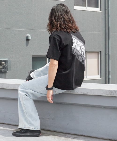 Russell Athletic(ラッセルアスレティック)の「RUSSELL ATHLETIC / ラッセルアスレティック VTG Cotton/Rayon Back Print T Tシャツ 2026年春夏(Tシャツ/カットソー・メンズ・ブラック/レッド・M/L/XL)」の8枚目の写真