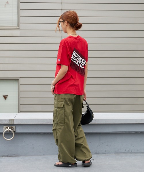 Russell Athletic(ラッセルアスレティック)の「RUSSELL ATHLETIC / ラッセルアスレティック VTG Cotton/Rayon Back Print T Tシャツ 2026年春夏(Tシャツ/カットソー・メンズ・ブラック/レッド・M/L/XL)」の18枚目の写真