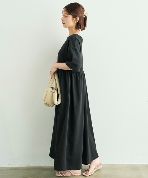 mil(ミル)の「【汗染み防止加工】 前後2way カットワンピース【587185】(ワンピース・レディース・チャコールグレー/グレイッシュベージュ/ブラック・S/XS)」の5枚目の写真