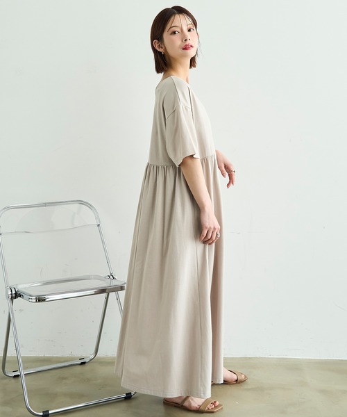 mil(ミル)の「【汗染み防止加工】 前後2way カットワンピース【587185】(ワンピース・レディース・チャコールグレー/グレイッシュベージュ/ブラック・S/XS)」の8枚目の写真