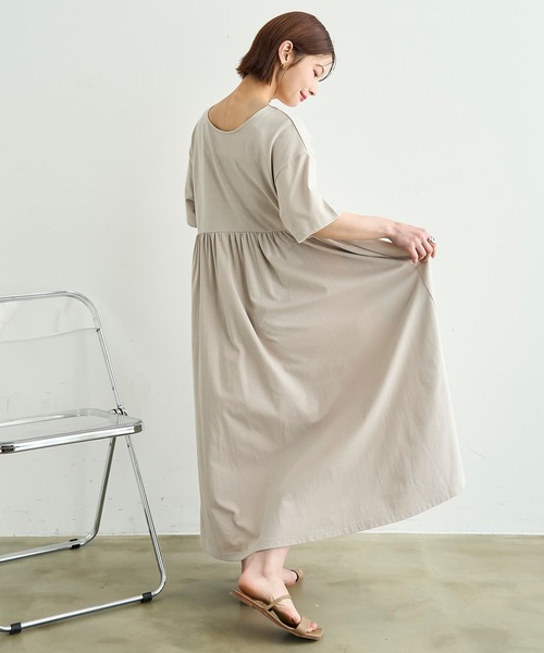 mil(ミル)の「【汗染み防止加工】 前後2way カットワンピース【587185】(ワンピース・レディース・チャコールグレー/グレイッシュベージュ/ブラック・S/XS)」の9枚目の写真