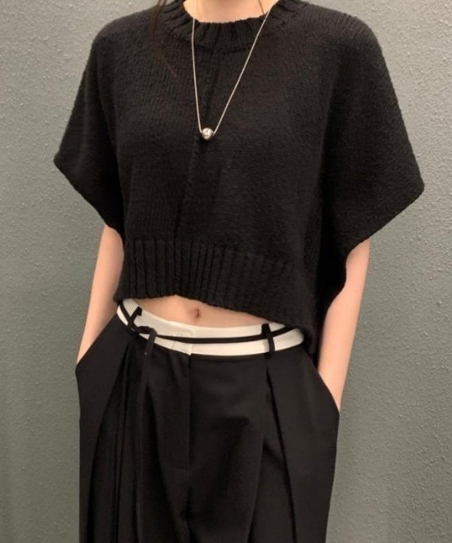 semplice(センプリチェ)の「Tシャツ【韓国ファッション】(Tシャツ/カットソー・レディース・グリーン/ベージュ/ブラック・F)」の2枚目の写真