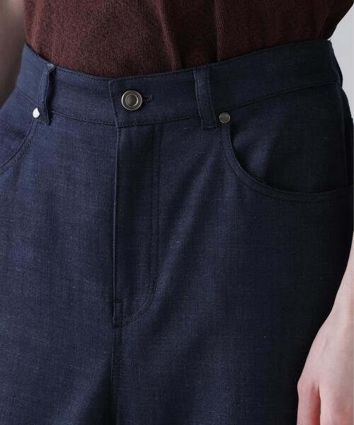 ADORE(アドーア)の「◆ハイブリッドデニムパンツ(デニムパンツ・レディース・ネイビー/ベージュ・36/38)」の7枚目の写真
