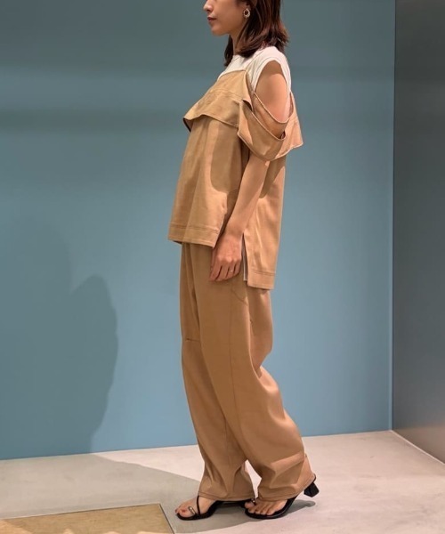 ADORE(アドーア)の「◆ハイブリッドデニムパンツ(デニムパンツ・レディース・ネイビー/ベージュ・36/38)」の22枚目の写真