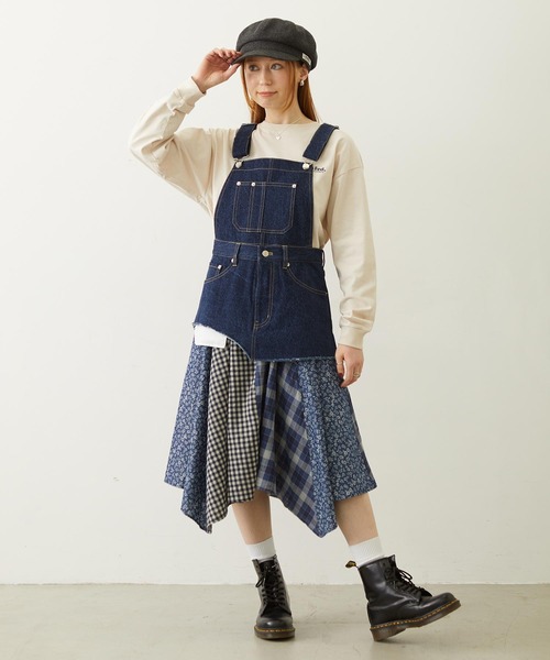 MILKFED.（ミルクフェド）の「PATCHWORK OVERALL SKIRT（ジャンパースカート・レディース・ライトインディゴブルー/ダークインディゴブルー/インディゴブルー・ONE SIZE）」の5枚目の写真