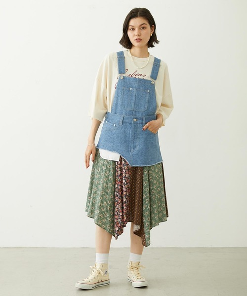 MILKFED.（ミルクフェド）の「PATCHWORK OVERALL SKIRT（ジャンパースカート・レディース・ライトインディゴブルー/ダークインディゴブルー/インディゴブルー・ONE SIZE）」の15枚目の写真