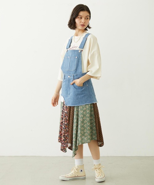 MILKFED.（ミルクフェド）の「PATCHWORK OVERALL SKIRT（ジャンパースカート・レディース・ライトインディゴブルー/ダークインディゴブルー/インディゴブルー・ONE SIZE）」の17枚目の写真