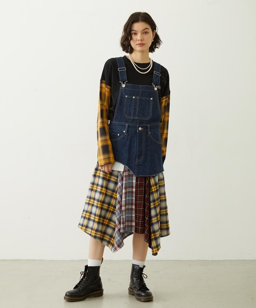 MILKFED.（ミルクフェド）の「PATCHWORK OVERALL SKIRT（ジャンパースカート・レディース・ライトインディゴブルー/ダークインディゴブルー/インディゴブルー・ONE SIZE）」の22枚目の写真