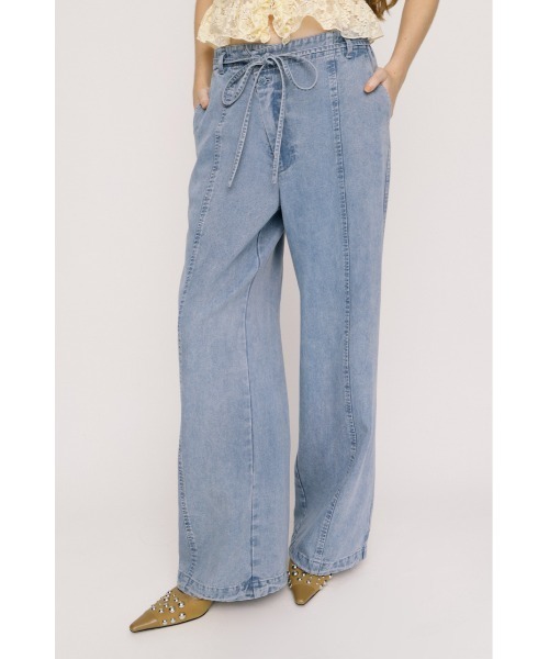 SLY(スライ)の「DENIM RIBBON RELAX PT デニムリボンリラックスパンツ 春服 夏服(スラックス・レディース・ライトブルー/ブルー・2/1)」の7枚目の写真