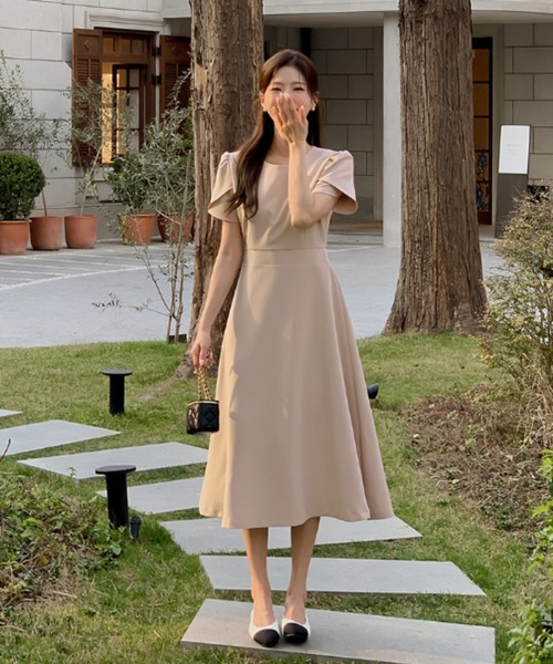 Aelina（エリナ）の「クルーネック通勤ウエスト絞りワンピース（ワンピース・レディース・ブラック/ライトブルー/ピンク・FREE）」の5枚目の写真