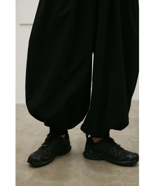 STYLEMIXER(スタイルミキサー)の「サッカーギャザーバルーンパンツ(その他パンツ・レディース・ブルー系その他/ブラック/ホワイト・SMALL/MEDIUM)」の20枚目の写真