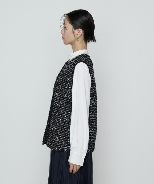 K.T KIYOKO TAKASE(キヨコタカセ)の「ファンシーツイード キーネックカラージレ(ベスト・レディース・ピンク系その他・9号)」の9枚目の写真