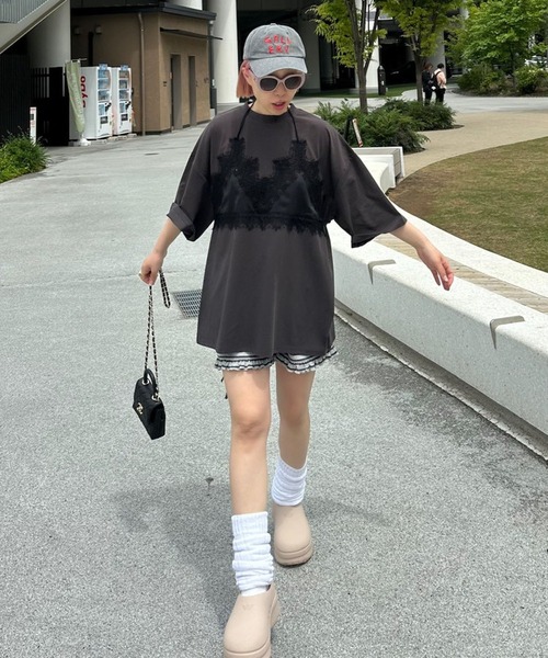 Alley Tokyo(アリートーキョー)の「なんちゃってブラレイヤードBIG T(Tシャツ/カットソー・レディース・オフホワイト/スミクロ・FREE)」の21枚目の写真