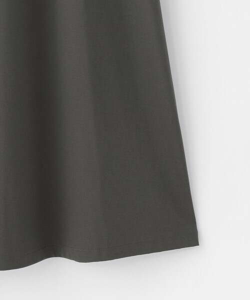 MACKINTOSH PHILOSOPHY（ﾏｯｷﾝﾄｯｼｭ ﾌｨﾛｿﾌｨｰ）の「【WEB&一部店舗限定】スキッパージャージーワンピース（ワンピース・レディース・ブルー/チャコールグレー/ブラック・38）」の7枚目の写真