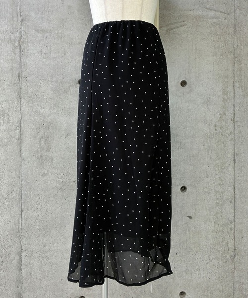 GLAMOROUS JANE(グラマラスジェーン)の「ドット柄シフォンロングスカート(スカート・レディース・ブラック・M/L)」の4枚目の写真