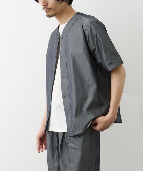 marka(マーカ)の「【MARKAWARE/marka/マーカ】BASEBALL SHIRT(シャツ/ブラウス・メンズ・ブラック/ダークグレー・1/2)」の2枚目の写真
